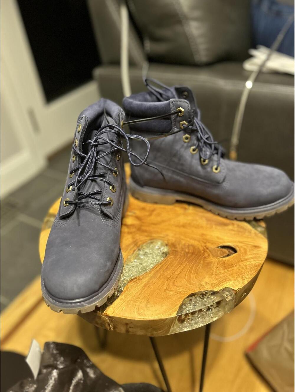 Timberland Women’s Linden Woods Boots-navy- size 7.5